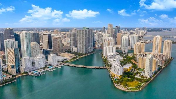 One Tequesta Point Condos for Sale – 888 Brickell Key Dr, Miami, FL